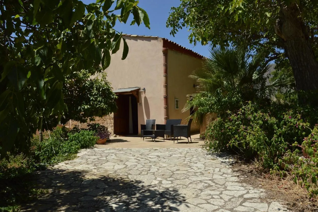 Farm stay Agriturismo Masseria La Chiusa San Giuseppe Jato